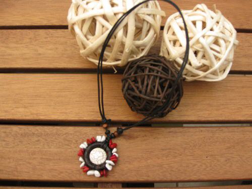 Halskette Kunsthandwerk